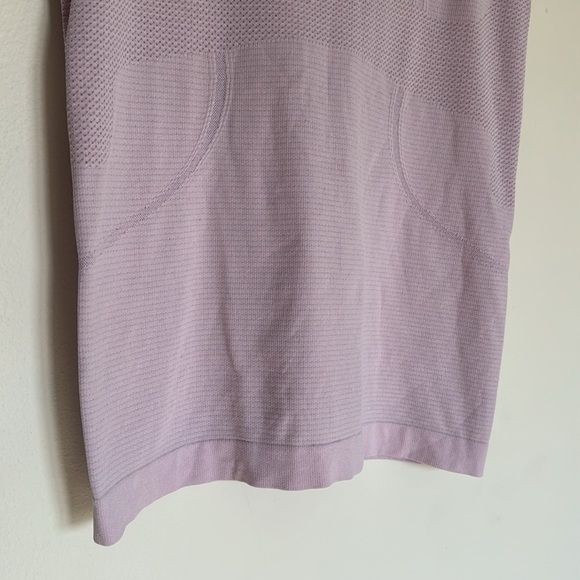 Lululemon Swiftly Tank 6 small - Picture 3 of 8
